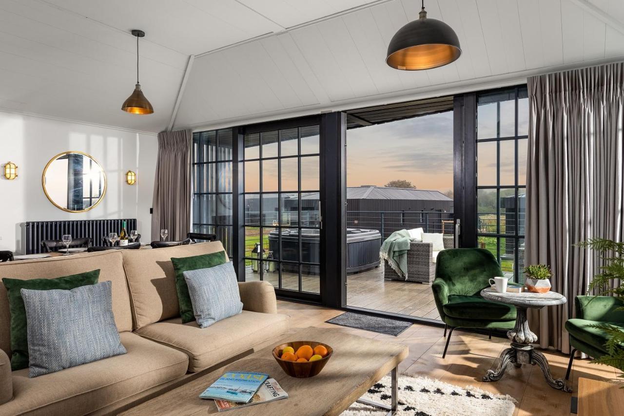 Retallack Resort & Spa Padstow Exteriér fotografie The interior of a penthouse apartment